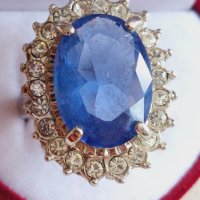 Прекрасен дамски пръстен родий ,син топаз и циркони, снимка 10 - Пръстени - 42330887