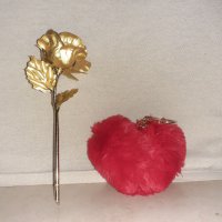 Персонализиран романтичен подарък - роза, сърце и лазерно гравирана картчика, снимка 2 - Романтични подаръци - 31643556
