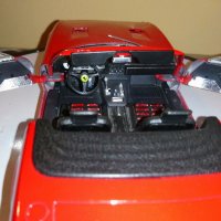 Ferrari 365 GTS 4 spider Solido 1 :18 , снимка 5 - Колекции - 32168604