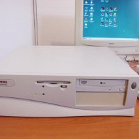 ⭐Продавам ретро компютър COMPAQ DESKPRO 2000 с много игри⭐, снимка 3 - Геймърски - 40433923