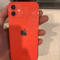 ЧИСТО НОВ! iPhone 12 red 100%battery, снимка 4 - Apple iPhone - 44700683