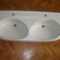 Двойна мивка за баня Villeroy and Boch