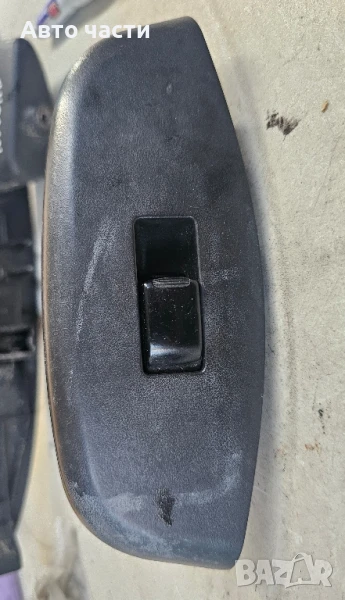 96540782 Електрически повдигач на пластмасов прозорец за десен преден Daewoo Kalos, снимка 1