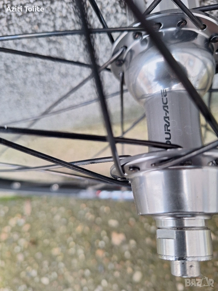 шосейни с главини dura ace, снимка 1