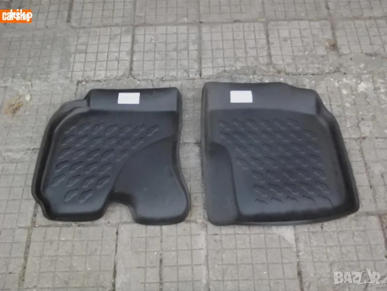 Оригиналнa стелкa за RAV 4, снимка 1