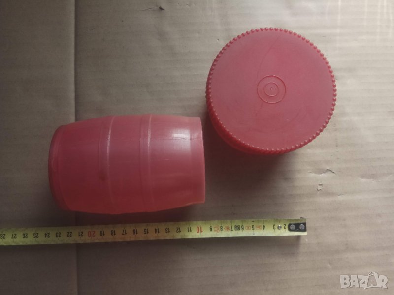 Продавам кутия за сладолед и храна от соца, снимка 1