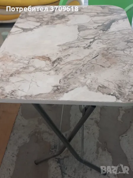 Продавам три комплекта маси и столове , снимка 1