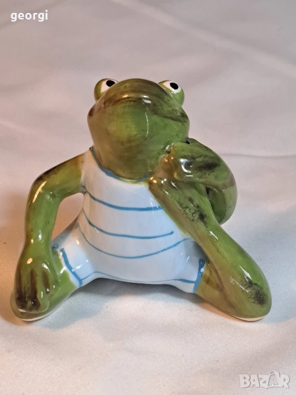 порцеланова фигура на Жаба йога 29/5, снимка 1