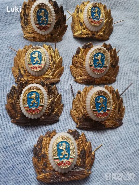 7 (седем) броя стари кокарди , снимка 1
