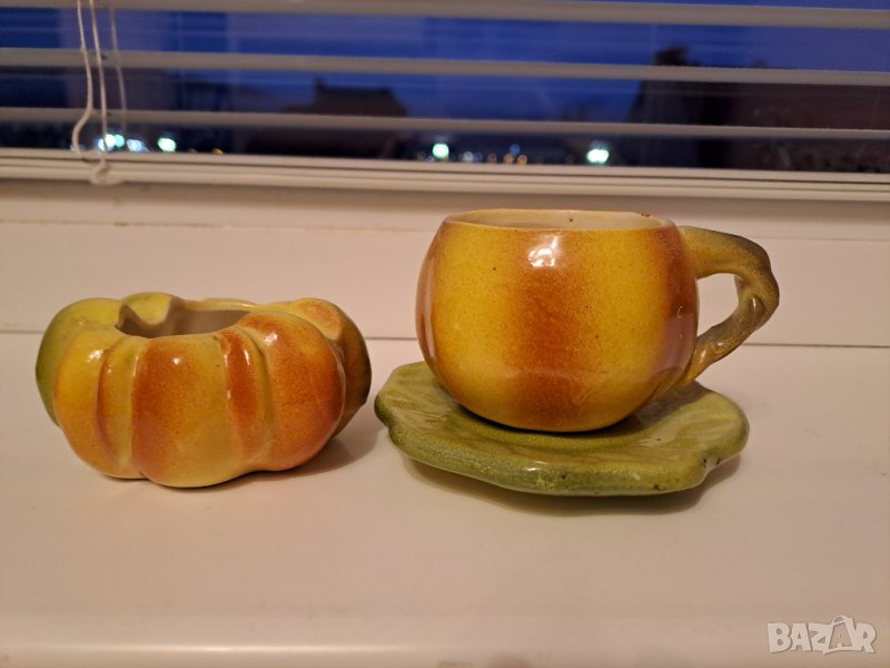 Сувенир чашка с чинийка и пепелник, снимка 1