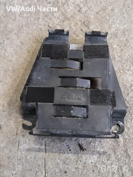 Стойка компютър за двигател ЕКУ Голф 5 Ауди А3 Пасат VW Golf 5 Audi A3 Passat Touran 1K0906216D, снимка 1