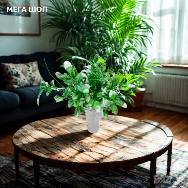 Изкуствена аранжировка от зелени клонки с бели акценти – Стилна нотка свежест за интериора, снимка 1