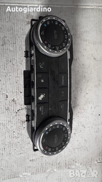 Климатичен блок / панел / табло зa Mercedes C Class -  2048305790 / A2C53290179, снимка 1