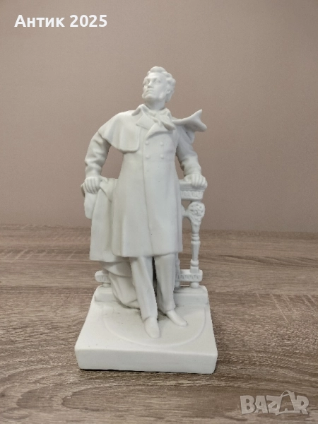 Порцеланова статуетка "А.С. Пушкин" ЛФЗ, снимка 1