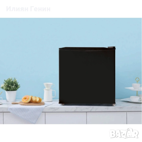 ХЛАДИЛНИК Comfee' RCD76DK2 , снимка 2 - Хладилници - 52218980