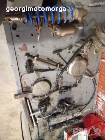 Honda cr 250  само на части , снимка 2 - Мотоциклети и мототехника - 38224376