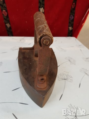 Стара шведска ютия, снимка 2 - Антикварни и старинни предмети - 37803456