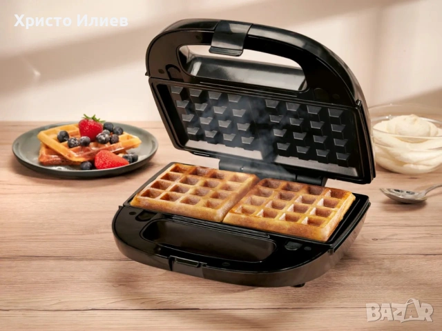 Тостер за сандвичи Гофретник 3 в 1 3 сменяеми плочи SilverCrest черен 750 W