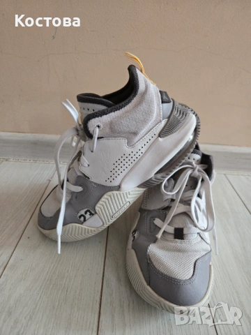 Юношески маратонки NIKE I AIR JORDAN, снимка 5 - Детски маратонки - 54179666