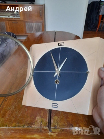 Стар стенен часовник, снимка 4 - Други ценни предмети - 54264833