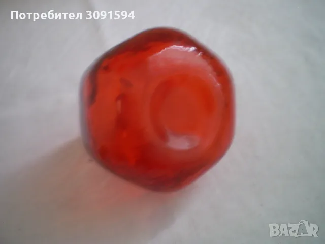 Червена ваза грапаво  дебело стъкло забавна  шестостенна форма, снимка 6 - Вази - 50194803