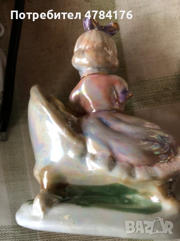 продавам керамични фигурки, снимка 2 - Антикварни и старинни предмети - 54095037