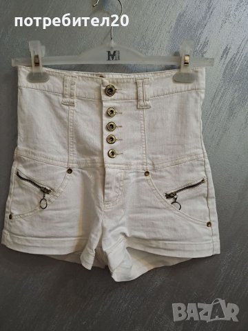 stradivarius къси панталонки с висока талия