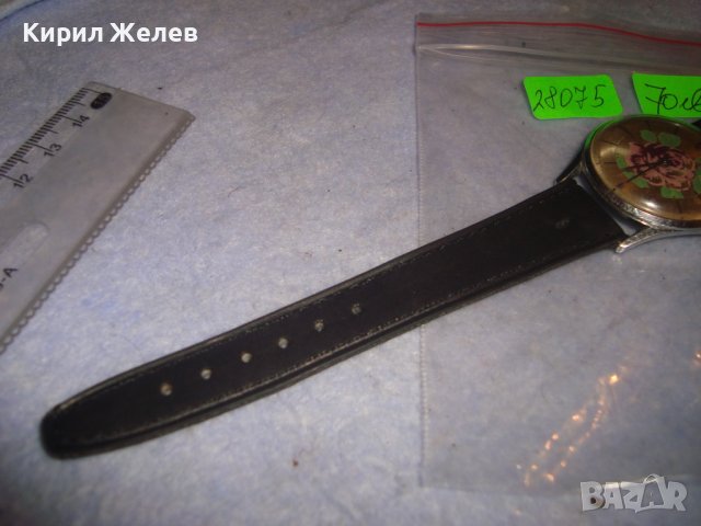 ВОСТОК Стар РУСКИ МЕХАНИЧЕН ВИНТИДЖ ЧАСОВНИК с ФЛОРАЛНА АПЛИКАЦИЯ на ЦИФЕРБЛАТА КОЖЕНА КАИШКА 28075 , снимка 9 - Антикварни и старинни предмети - 37349353