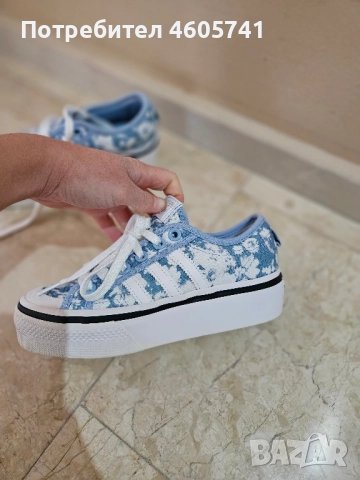 оригинални маратонки Adidas, снимка 2 - Маратонки - 51848595