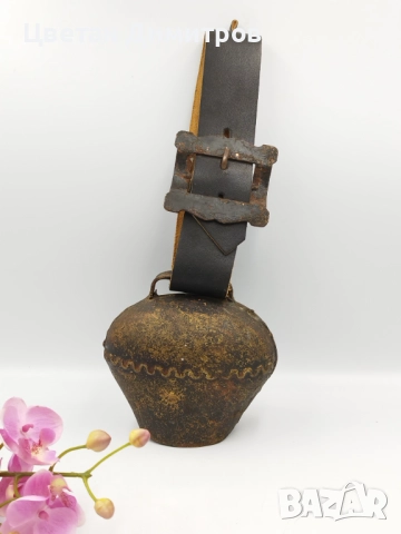 Оригинална стара много голяма швейцарска хлопка, звънец с много хубав и ясен звън., снимка 8 - Антикварни и старинни предмети - 51953837