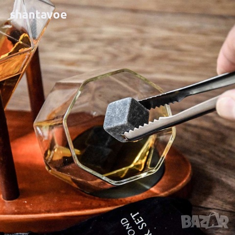 Стъклен сет за уиски с декантер Диамант, 2 чаши и камъни за охлаждане, снимка 3 - Чаши - 44602821