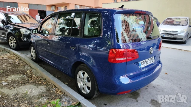 Фолксваген Туран 1,6tdi Автоматик от Германия , снимка 4 - Автомобили и джипове - 50992539
