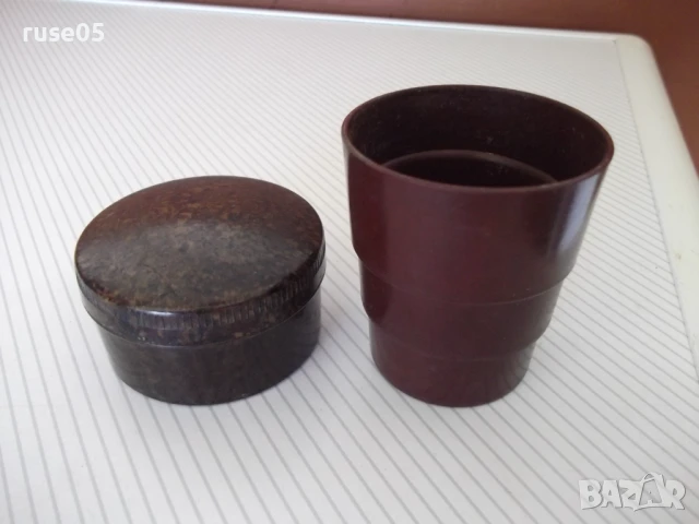 Чаша бакелитова от три сектора сгъваема от ранния соц, снимка 8 - Колекции - 51320044