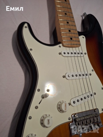 Електрическа / рок китара Fender за лява ръка, снимка 3 - Китари - 53180866