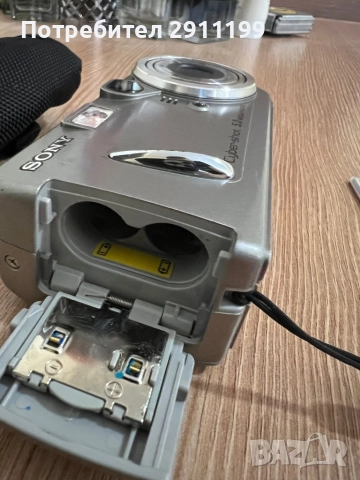 Фотоапарат Sony 5,0Mp, Japan, снимка 11 - Фотоапарати - 51783655