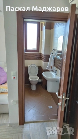 Триетажна жилищна сграда с дворно място и лятна кухня, снимка 11 - Къщи - 51545415