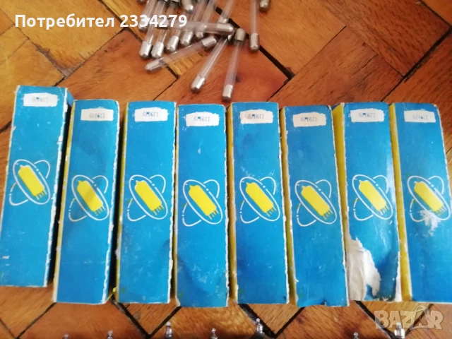 Стари неупотребявани, радио телевизионни лампи, снимка 3 - Радиокасетофони, транзистори - 50524509