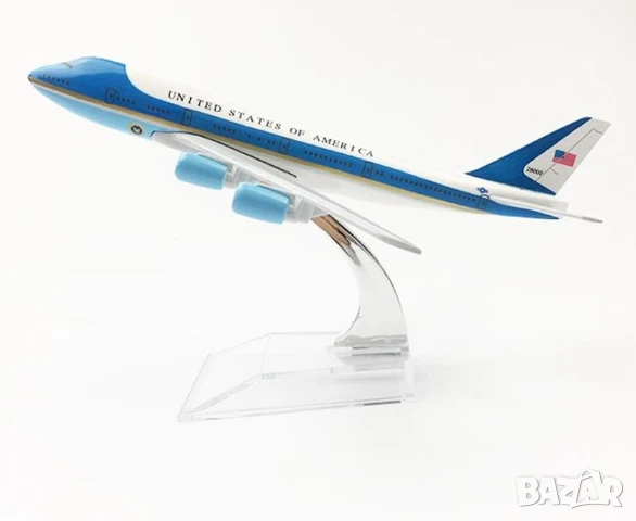 Boeing 747 самолет модел макет United States of America USA, снимка 4 - Коли, камиони, мотори, писти - 50937906