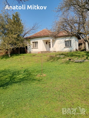 Продаваме къща, снимка 5 - Къщи - 53981925