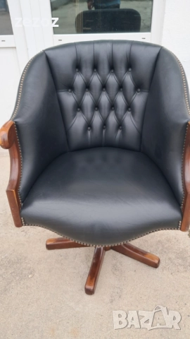 Офис стол "Честърфийлд"