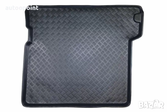 Стелка за багажник за Nissan Patrol (2004+)