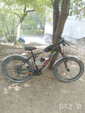 Продавам моторно колело