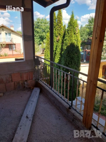 Продавам вила с двор , снимка 3 - Вили - 54275719