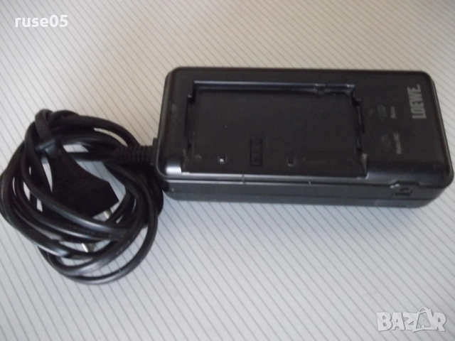 Зарядно "LOEVE. P 956" работещо, снимка 3 - Батерии, зарядни - 51787902