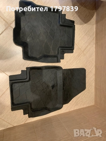 оригинални гумени стелки RENAULT Clio4, снимка 2 - Аксесоари и консумативи - 52878477