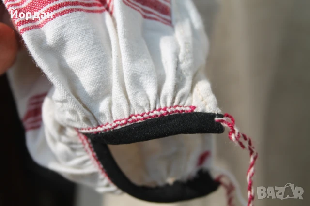 Риза от народна носия , снимка 9 - Антикварни и старинни предмети - 50701807