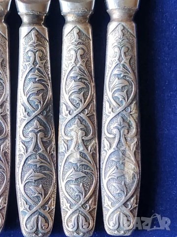  прибори от мелхиор : посребрени вилици и ножове, рядък красив модел, с релефни детайли, от СССР, снимка 5 - Антикварни и старинни предмети - 49312686