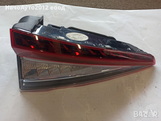 стоп ляв вътрешен skoda Enyaq оригинален , снимка 2 - Части - 44777351