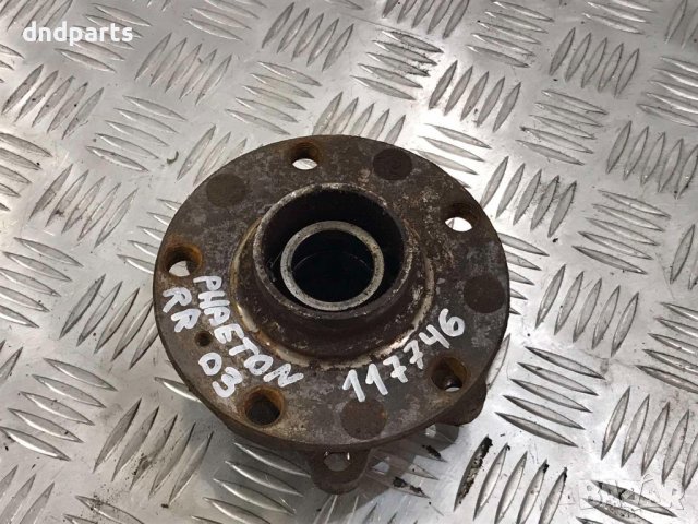 Задна дясна главина VW Phaeton,5.0TDI,2003г.