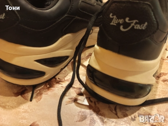 BERSHKA Оригинал Нови Кожени Дамски Маратонки 39, снимка 5 - Маратонки - 52793485